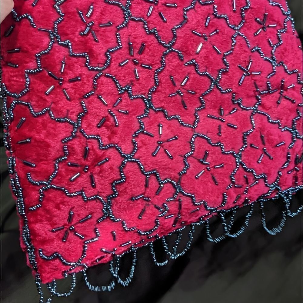 Beautiful beaded bag red  - Picture 3 of 4